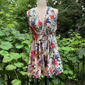 Cute floral print mini dress